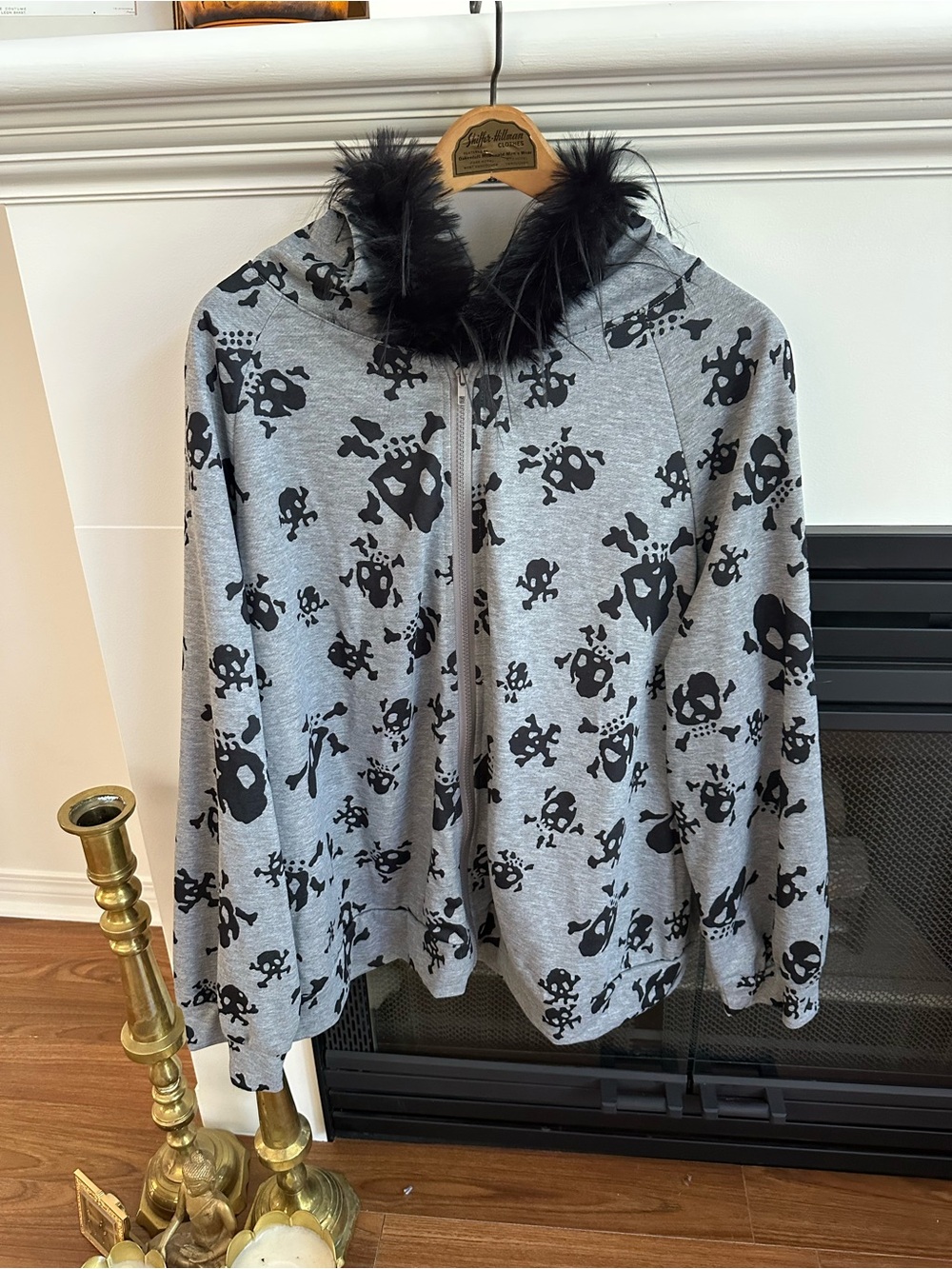SHEIN Gray and Black Skull-Print Zip Hoodie with Black Faux Fur Hood Trim
